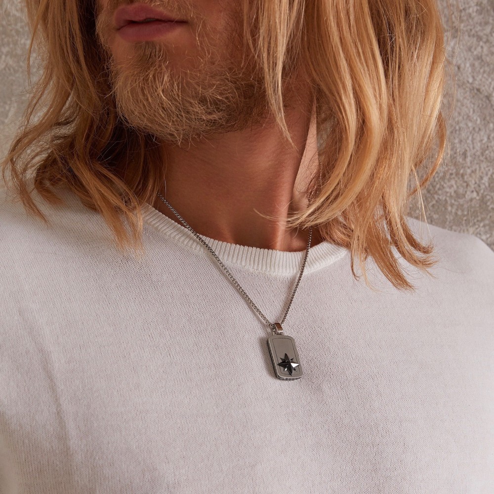 Collana Zancan in argento a targa con rosa dei venti in ceramica.