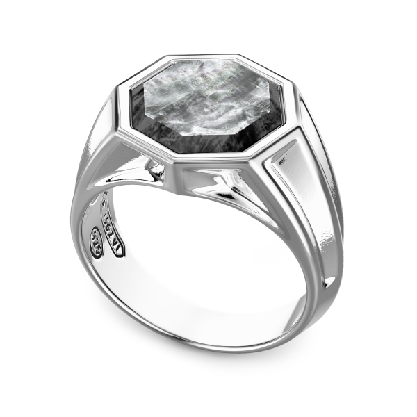 Zancan silver ring with hexagonal stone in black mother of pearl.