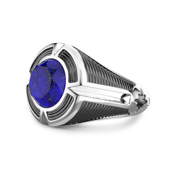 Anello in argento con Lapis centrale.